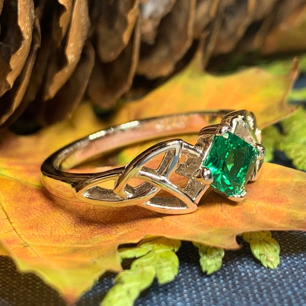 Trinity Knot Ring, Celtic Ring, Irish Jewelry, Celtic Knot Jewelry, Irish Ring, Irish Dance Gift, Anniversary Gift, Bridal Ring, Wiccan