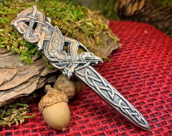 Details about Bronze Scots Irish Mini Kilt Pin Lot of Cabochon Design Options 2.5" long Details about Bronze Scots Irish Mini Kilt Pin Lot of Cabochon Design Options 2.5" long