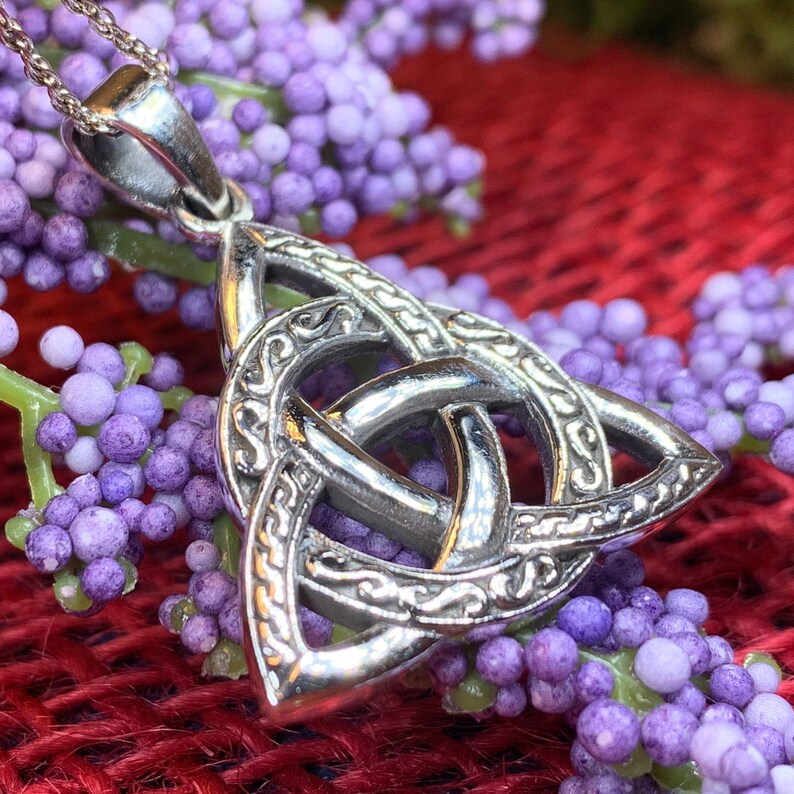 Trinity Knot Necklace Celtic Jewelry Irish Jewelry Ireland Etsy