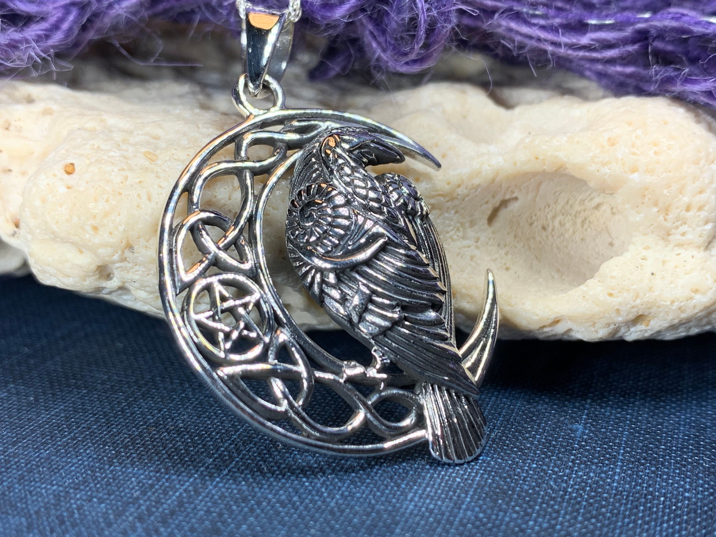 Raven Necklace, Bird Jewelry, Crow Pendant, Black Bird Pendant, Animal