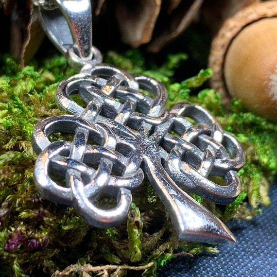 Shamrock Necklace Irish Pendant Celtic Knot Necklace Irish