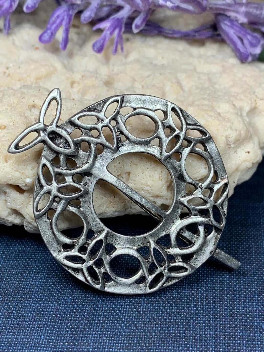 Trinity Knot Brooch, Celtic Jewelry, Irish Jewelry, Scotland Brooch
