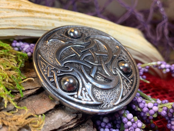 Celtic knot cheap pin