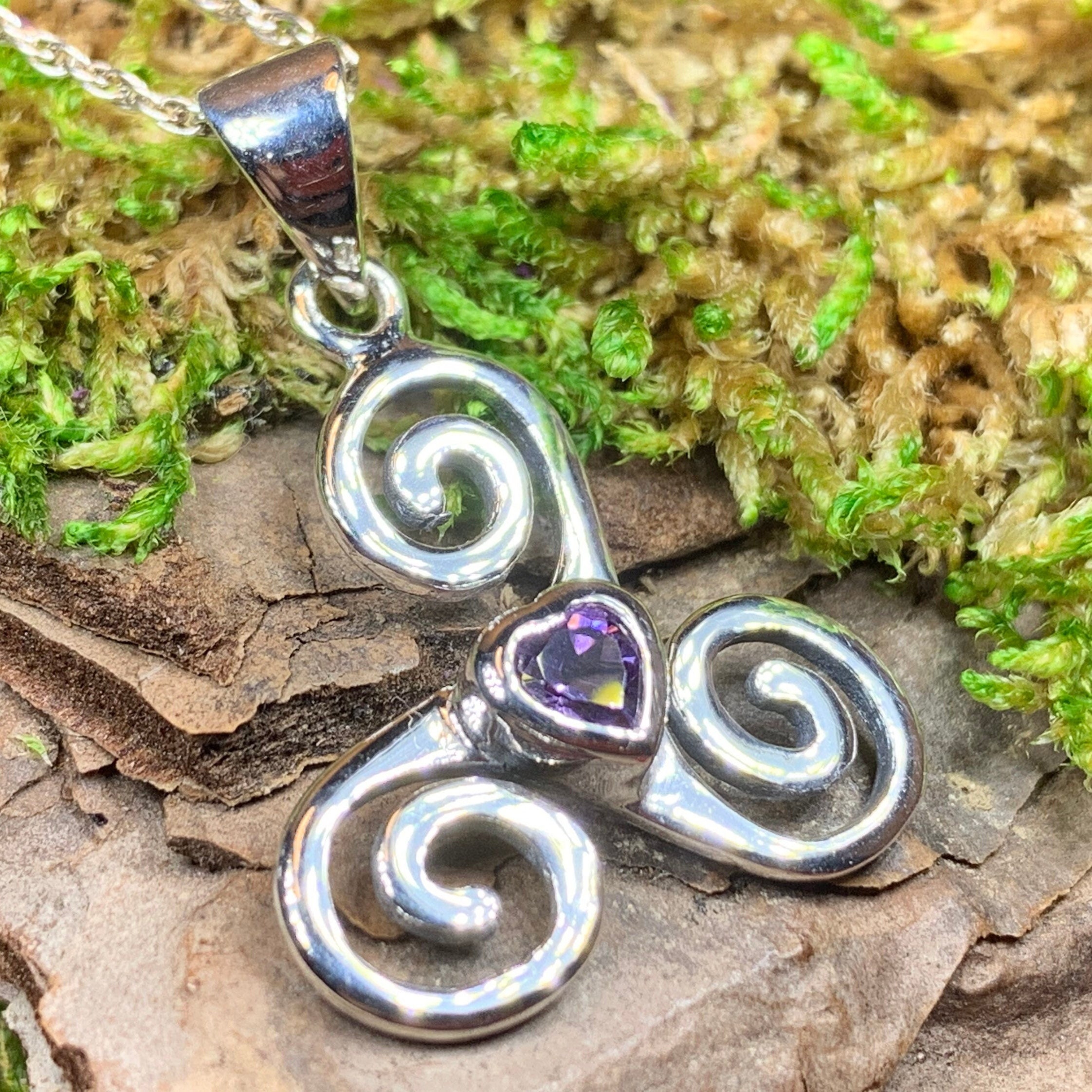 Celtic spiral necklace deals