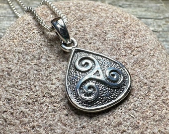 Celtic Spiral Necklace, Celtic Pendant, Irish Jewelry, Triple Spiral Pendant, Girlfriend Gift, Druid Necklace, Wiccan Jewelry, Triskel Gift