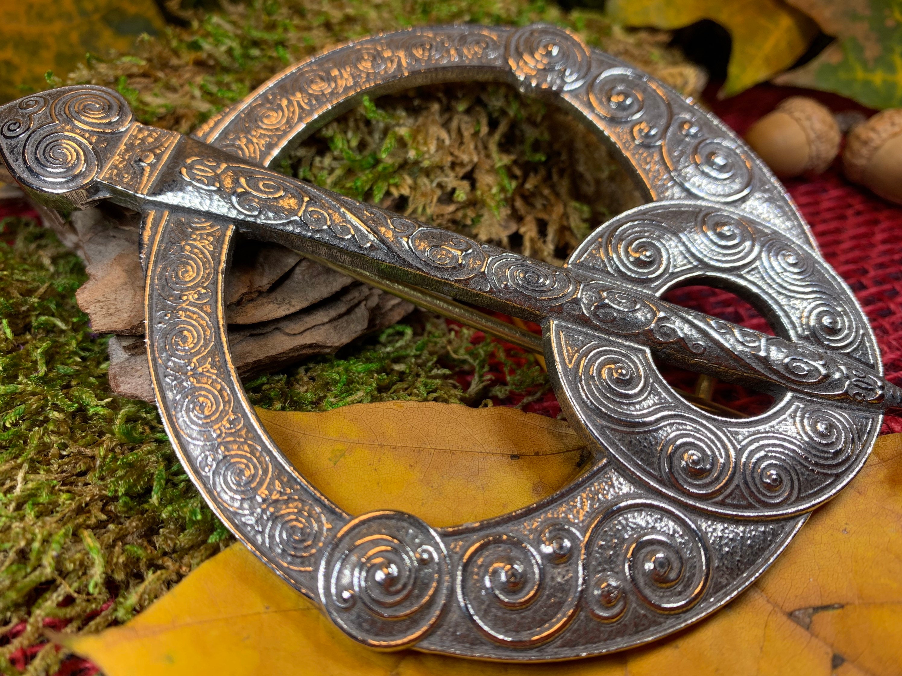 Celtic Penannular Brooch PB73 by St Justin