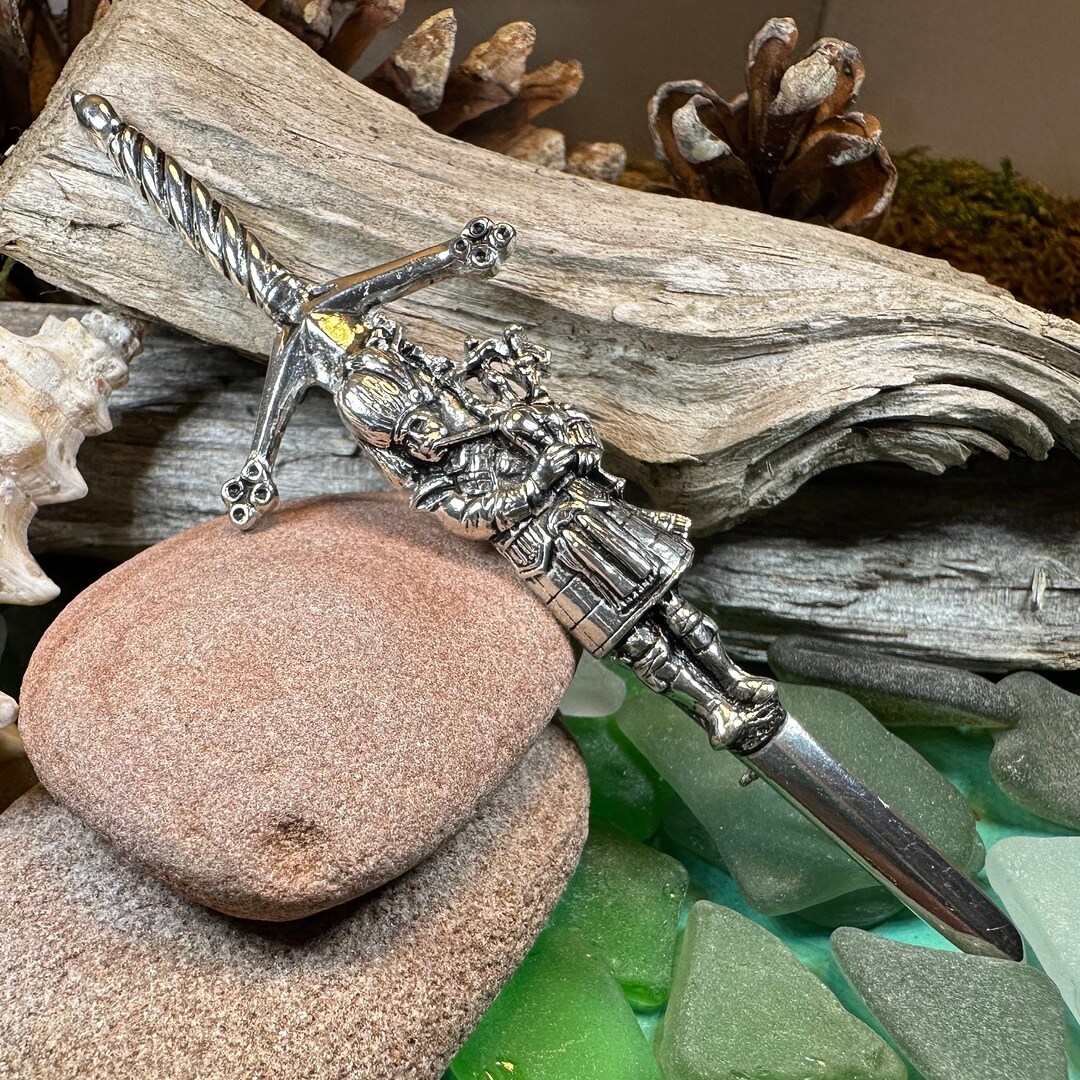 Bagpipes Kilt Pin Bagpiper Pin Scotland Kilt Pin Celtic Etsy