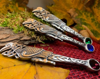 Celtic Raven Kilt Pin, Scottish Jewelry, Irish Kilt Pin, Tartan Pin, Cape Pin, Bagpiper Gift, Scotland Pin, Celtic Shawl Pin, Viking Jewelry