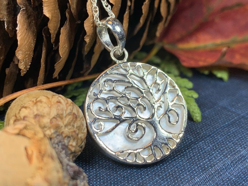 Sonia Jewels Gold-Toned NJ State Pendant with Chain 13mm Sonia Jewels Gold-Toned NJ State Pendant with Chain 13mm