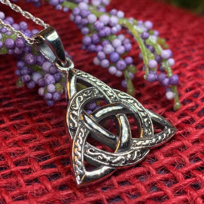 Trinity Knot Necklace Celtic Jewelry Irish Jewelry Ireland Etsy