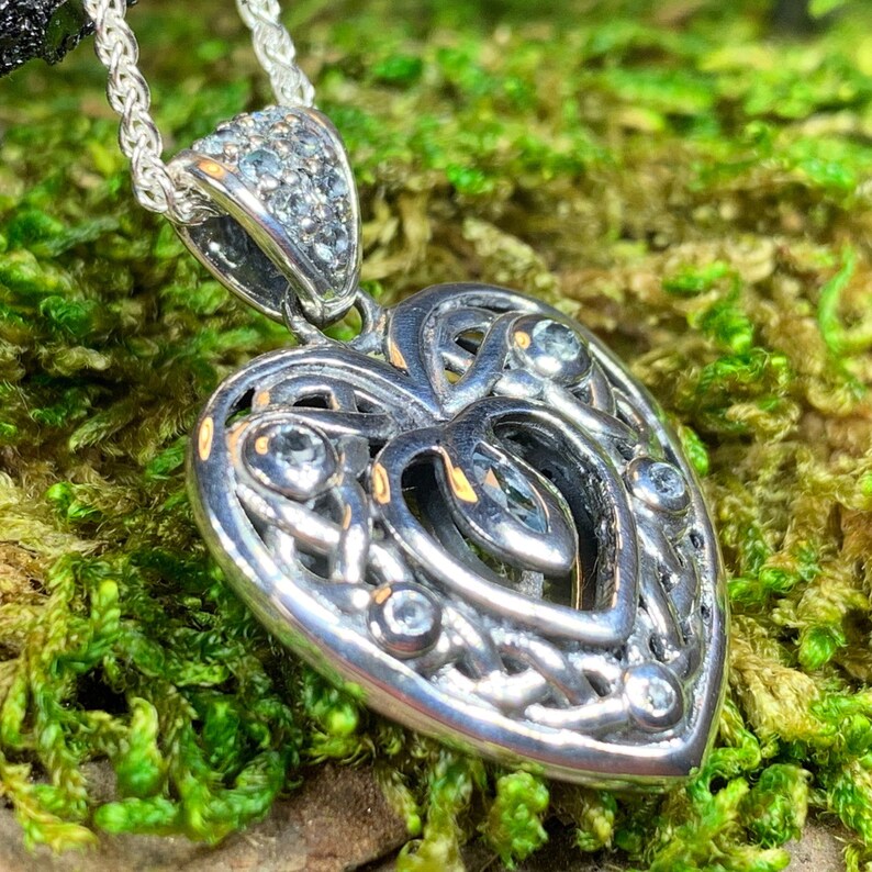 Anniversary Gift Celtic Knot Jewelry Ireland Jewelry Silver Celtic Jewelry Celtic Heart Necklace Heart Pendant Mom Gift Irish Jewelry