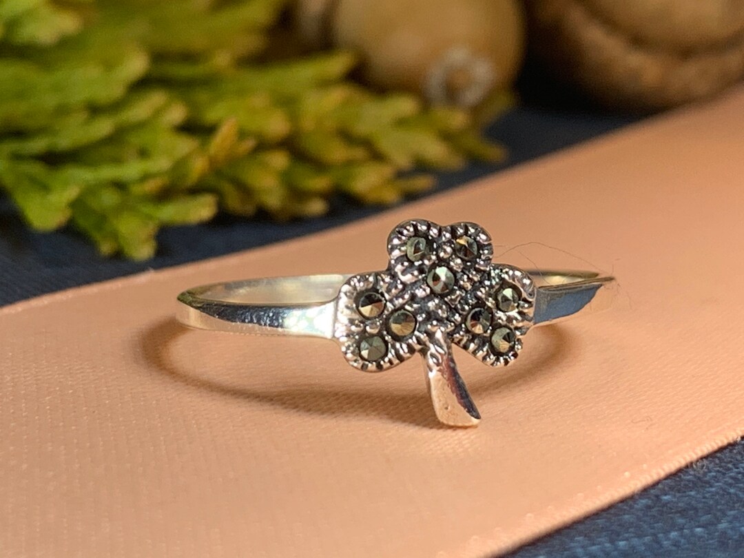 Shamrock Ring, Celtic Jewelry, Irish Jewelry, Clover Jewelry, Ireland