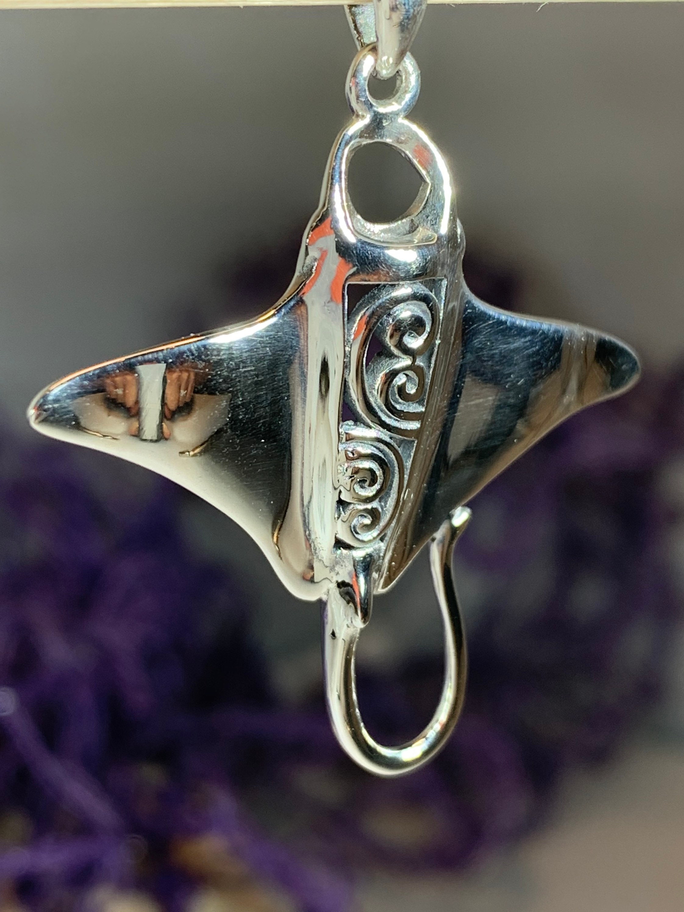 Manta Ray Necklace, Nautical Jewelry, Sea Jewelry, Irish Jewelry, Nature Jewelry, Fish Necklace 