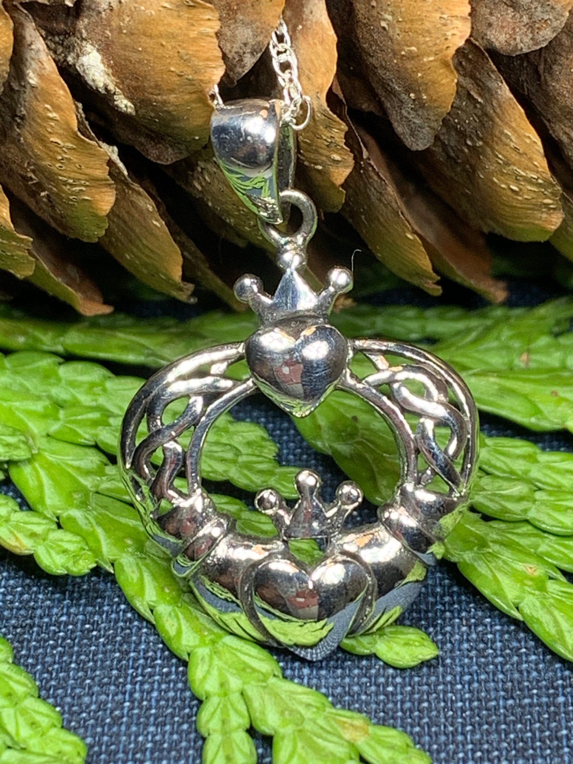 Claddagh Necklace, Celtic Jewelry, Ireland Jewelry, Irish Jewelry
