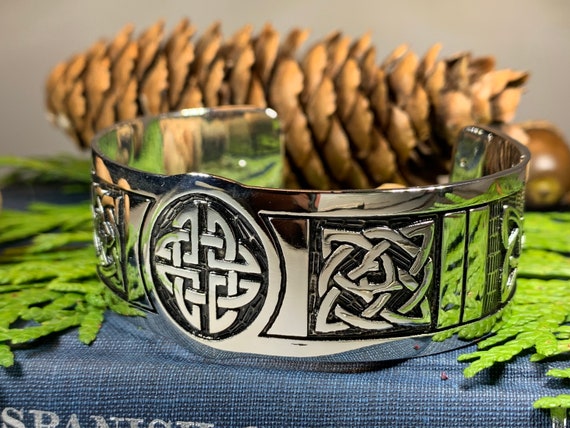 Irish bangle bracelet deals