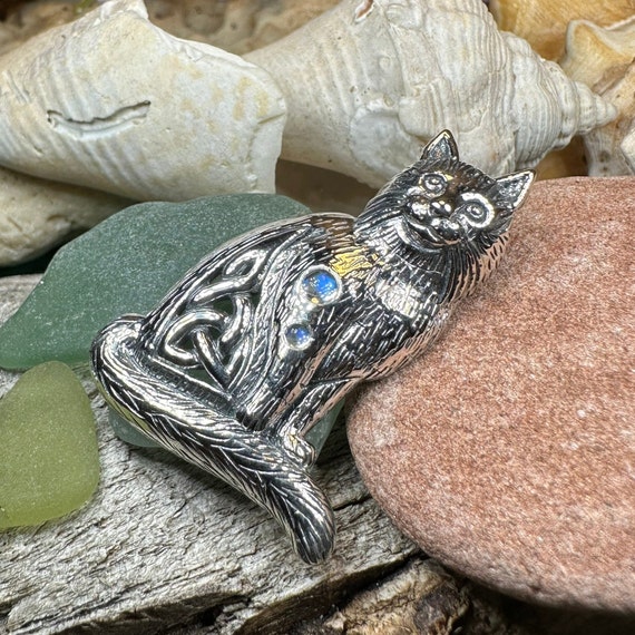 Celtic cat sale necklace