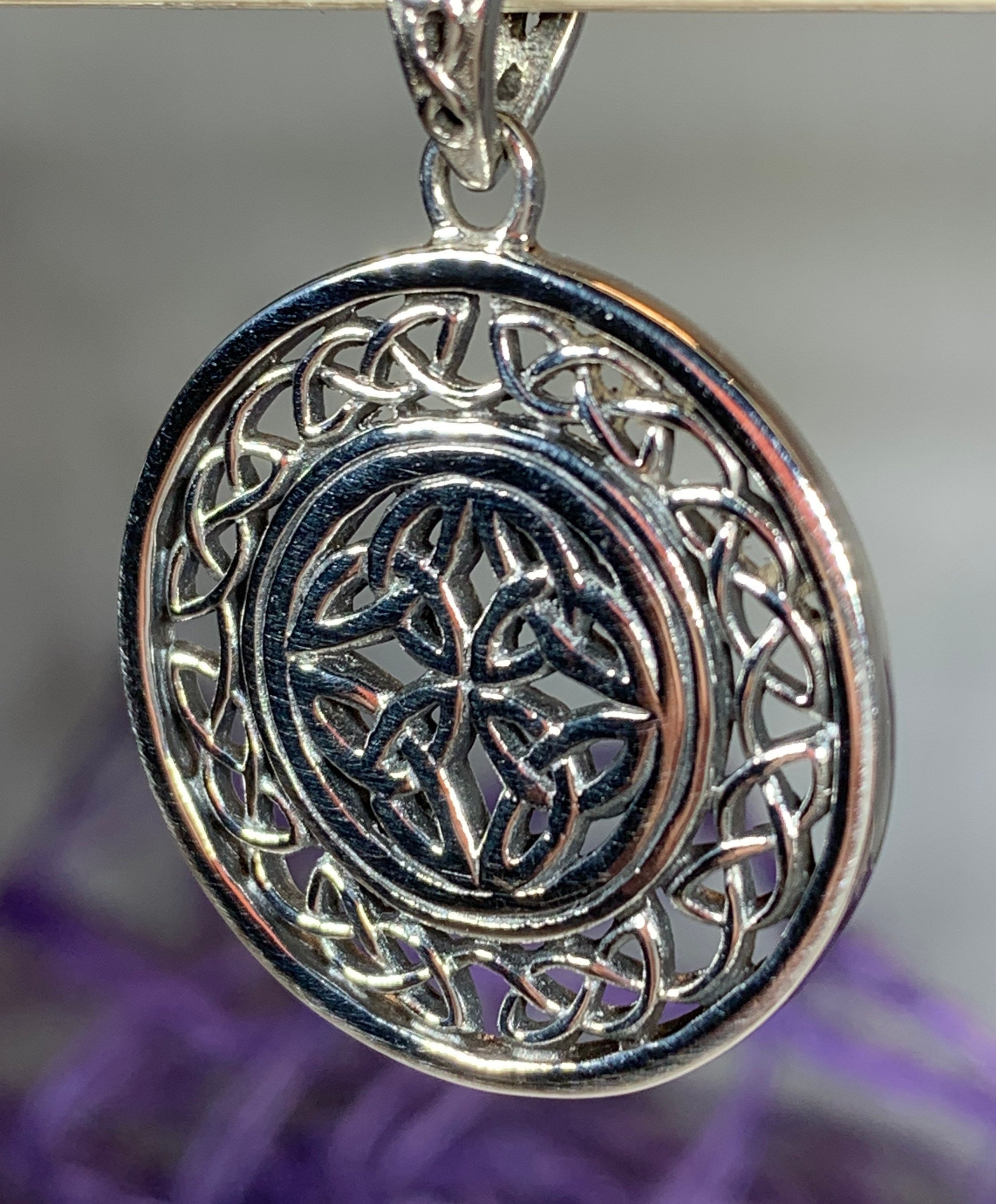 Trinity Knot Necklace Celtic Jewelry Irish Jewelry Scotland  Etsy