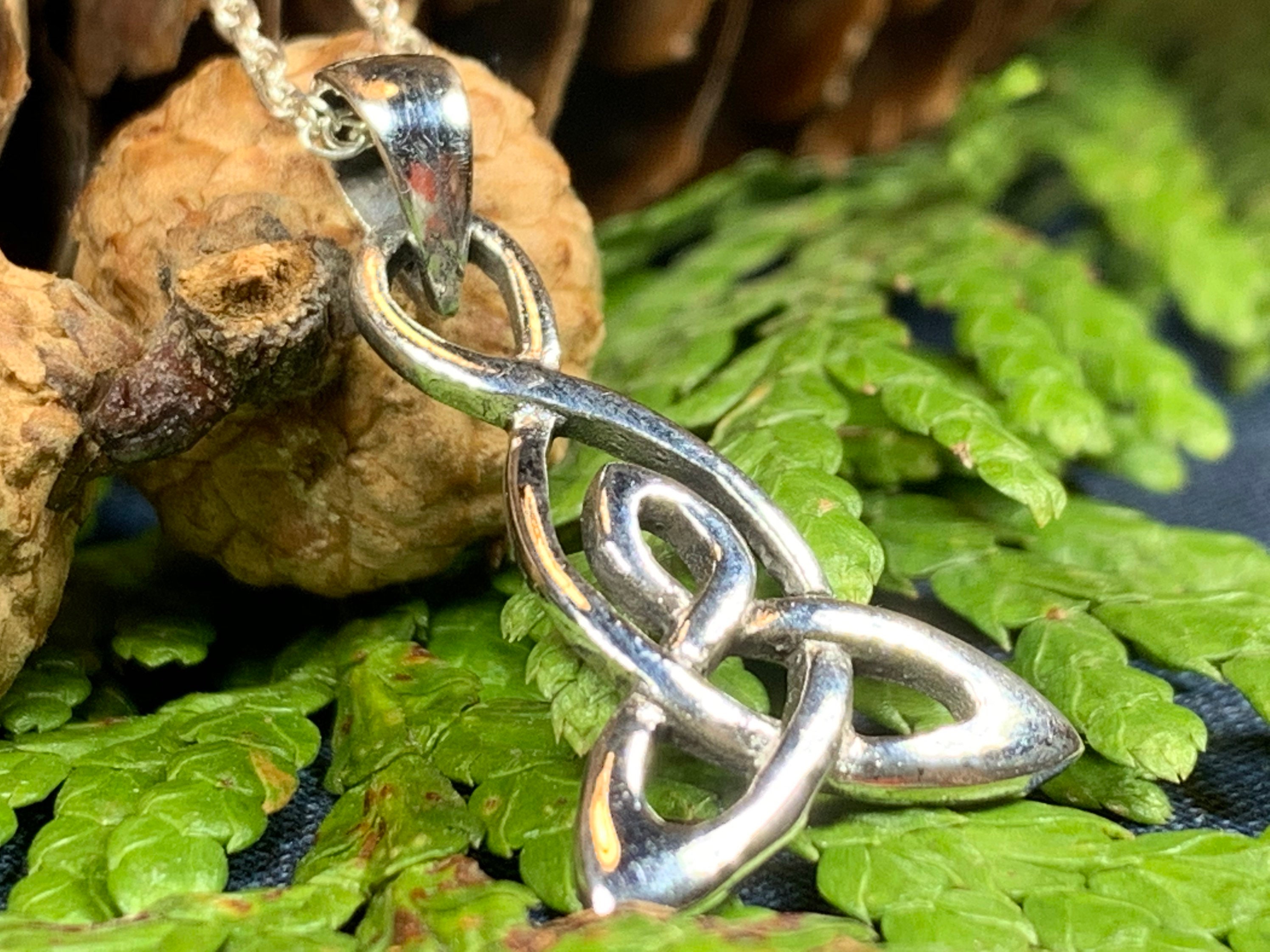 Fashion Silver Crescent Moon Irish Celtics Triquetra Knot Pendant Necklace  Jewelry For Men Women, Christmas Gifts - Temu