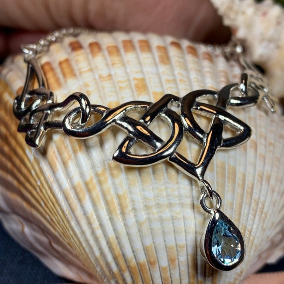 Celtic Knot Necklace, Celtic Necklace, Irish Jewelry, Love Knot Jewelry,  Scottish Jewelry, Mom Gift, Anniversary Gift, Scotland Jewelry - Etsy