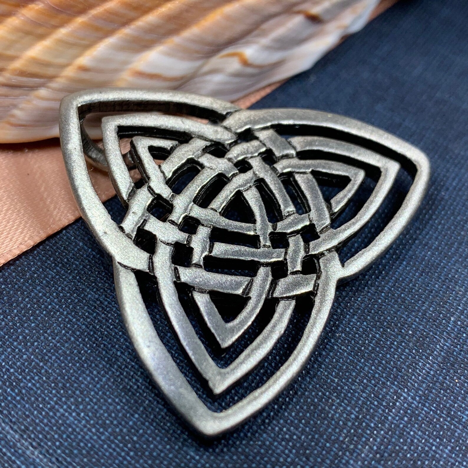Trinity Knot Brooch Celtic Knot Pin Irish Jewelry Scotland Etsy