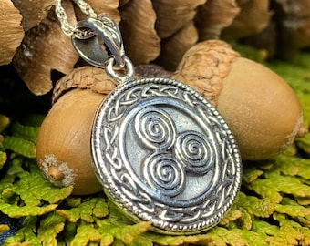 Celtic Spiral Necklace, Celtic Jewelry, Irish Pendant, Scotland Jewelry, Norse Jewelry, Wiccan Jewelry, Pagan Jewelry, Scottish Necklace