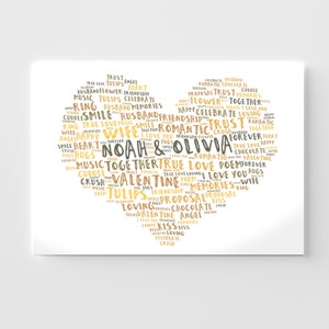 Puede incluir: Una impresi&oacute;n rectangular blanca que presenta una gran forma de coraz&oacute;n compuesta por varias palabras en tonos dorados y gris oscuro. Los nombres Noah & Olivia aparecen destacados en el centro en gris oscuro, rodeados de palabras como amor y tulipanes.