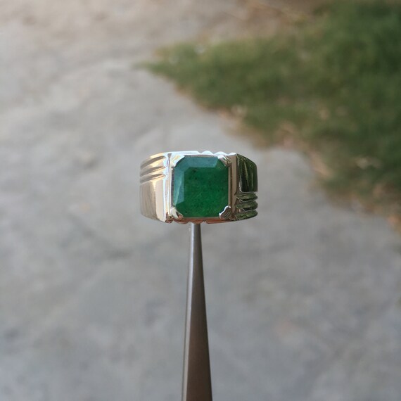 Original emerald shop stone ring