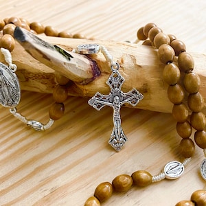 Miraculous Medal Rosary, Strong and Lightweight, Handmade Wood Rosary, Blessed Mother Catholic Rosary
