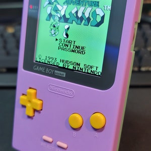 Gameboy Pocket with mix-n-match pastel shell, IPS screen & low-power amp