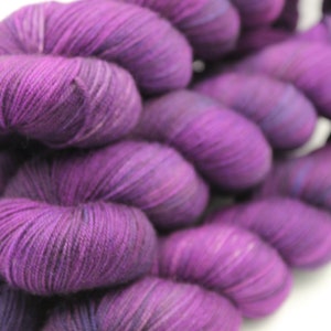 Amethyst, Sock Skein 70% Superwash Merino 20 Yak 10 Nylon 100g image 9