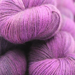 Amethyst, Sock Skein 70% Superwash Merino 20 Yak 10 Nylon 100g image 6