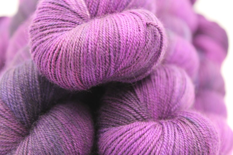 Amethyst, Sock Skein 70% Superwash Merino 20 Yak 10 Nylon 100g image 6