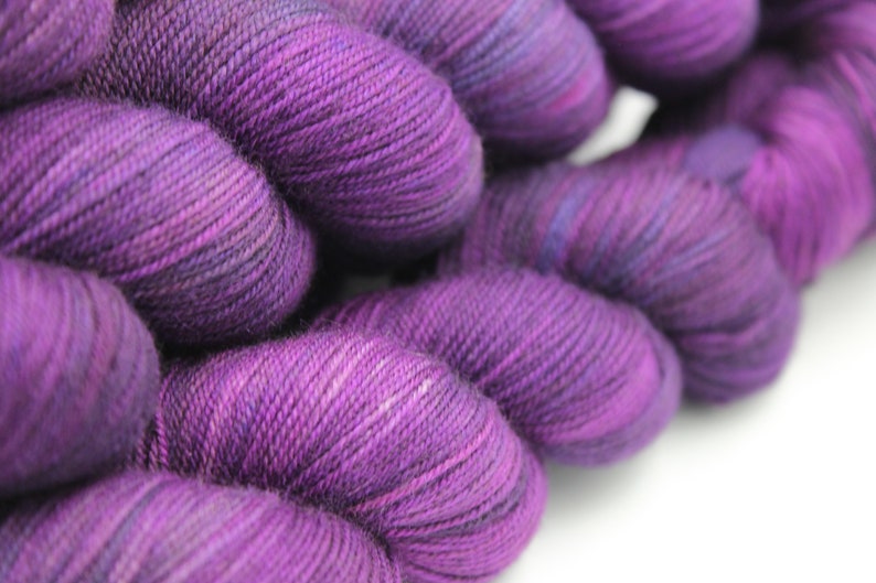 Amethyst, Sock Skein 70% Superwash Merino 20 Yak 10 Nylon 100g image 10