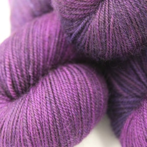 Amethyst, Sock Skein 70% Superwash Merino 20 Yak 10 Nylon 100g image 3