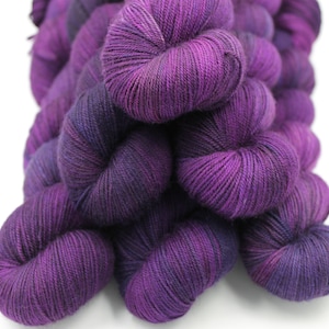 Amethyst, Sock Skein 70% Superwash Merino 20 Yak 10 Nylon 100g image 1