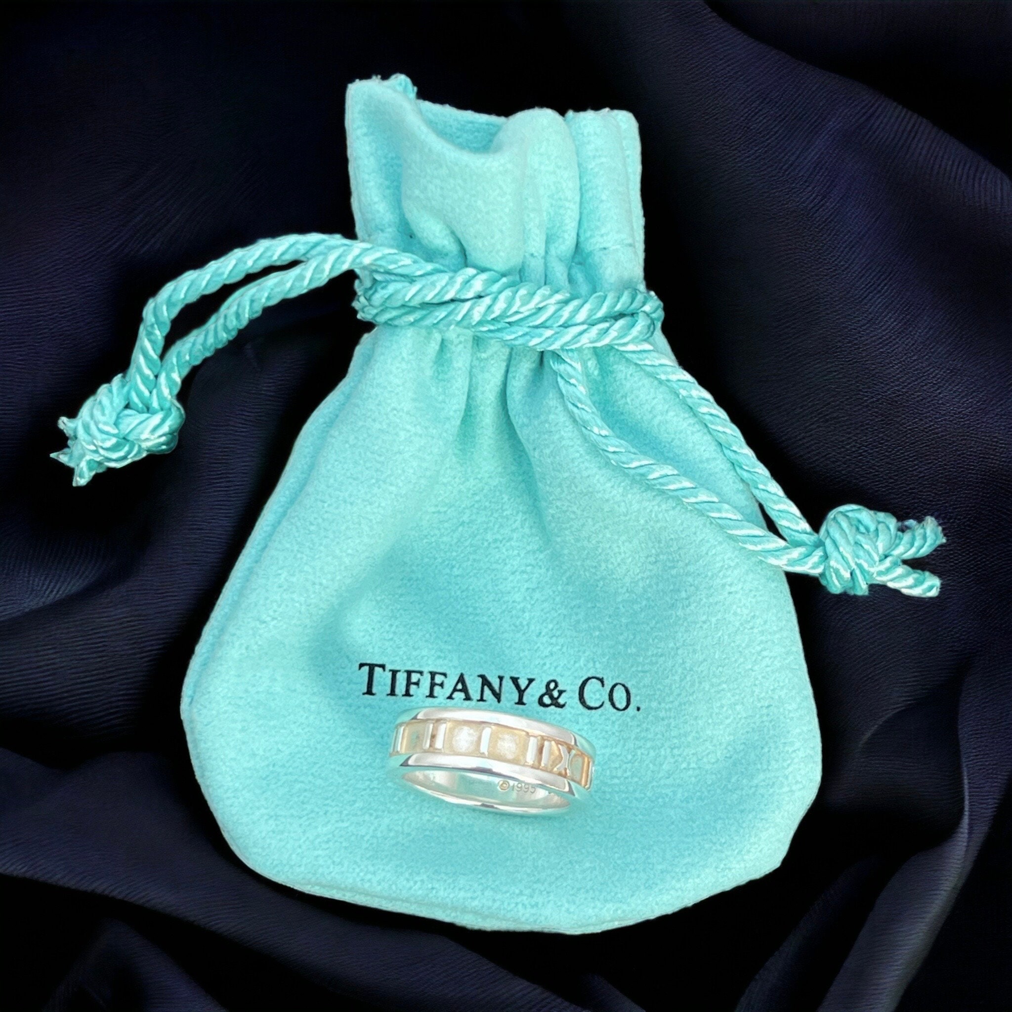 Buy Vintage Tiffany & Co Atlas Ring – Roman Numerals, UK Size K Buy Vintage Tiffany & Co Atlas Ring – Roman Numerals, UK Size K