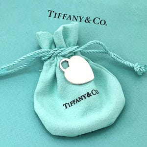 Pingente com pingente de coração vintage simples e autêntico da Tiffany and Co. - Presente romântico.