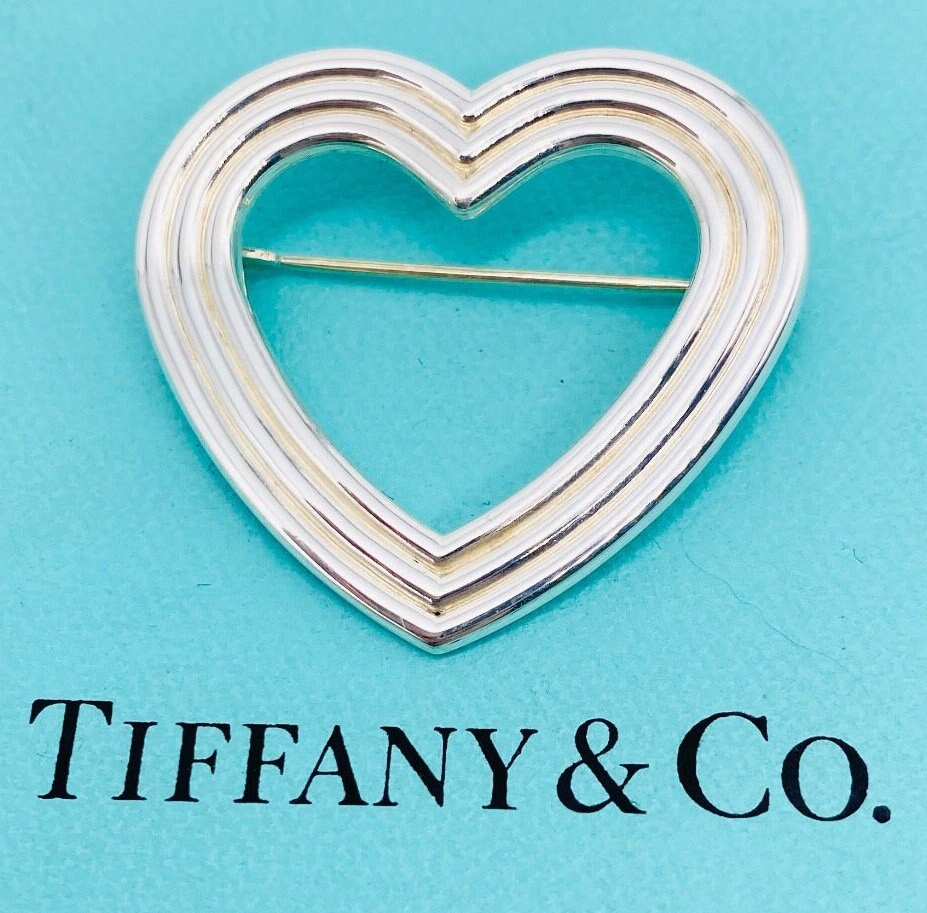 AUTHENTIC Tiffany & Co Brooch RARE Vintage MENARD Heart AUTHENTIC Tiffany & Co Brooch RARE Vintage MENARD Heart