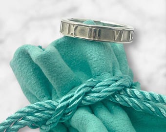 Vintage Tiffany & Co Atlas Ring – Roman Numerals, UK Size K - Etsy