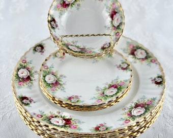 Royal Albert Celebrations, Dinner Plates, Bread/Butter Plates, Fruit Bowls, Cake Stand, Vintage Plates