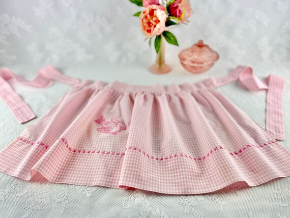 Vintage Gingham Kitchen Apron, Embroidered Half Apron View 2