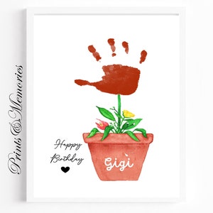 Geburtstagsgeschenk für Gigi, Blumen Handabdruck Kunst, Geburtstag Basteln, Geschenk von Enkelkind, DIY Kunst Karte.