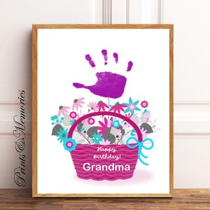 Geburtstagsgeschenk für Oma/Mama, Blumenkorb Handabdruck Kunst, Baby Kleinkind Kind Handwerk. DIY Karte Handprint art.
