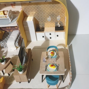 Poppenhuis koffer
