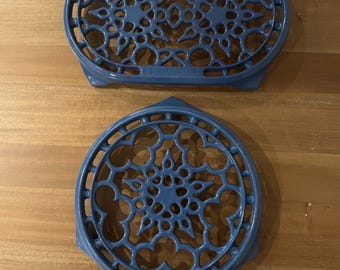 Le Creuset Snowflake Platter Plate Ceramic Stoneware White Holiday