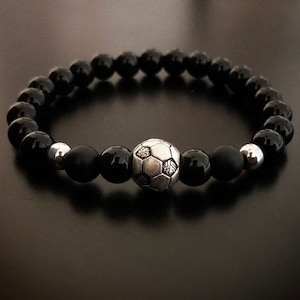 Soccer bracelet, black onyx football beaded bracelet, ronaldo cr7, messi 10, soccer, que mira bobo, soccer DAD, football lover, soccer ball