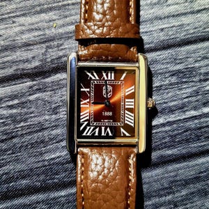 Pierre Lucerne Couleurs Root Beer 1888 Montre Tank pour Homme