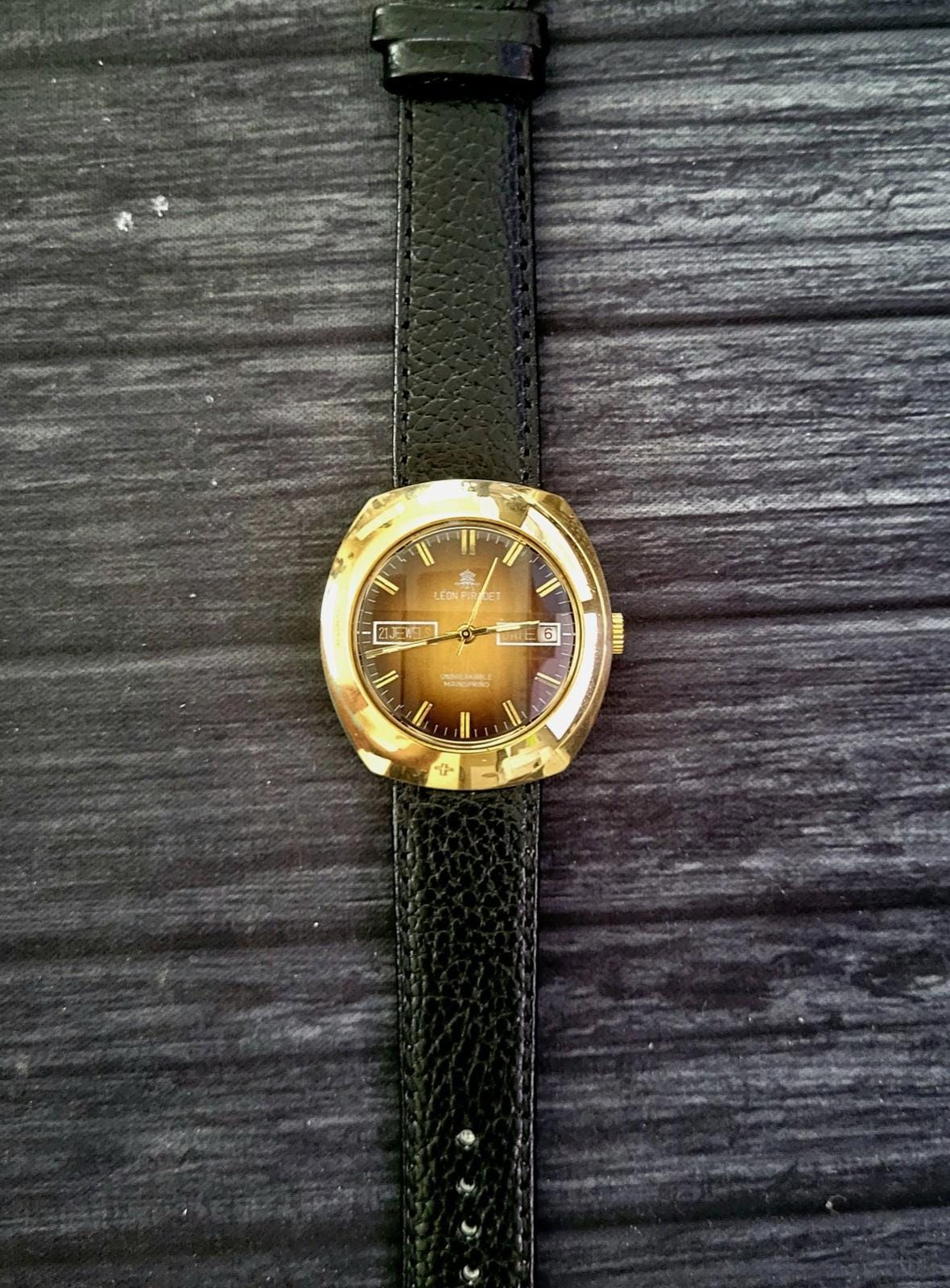 Leon Piradet Watch - Etsy display picture 3