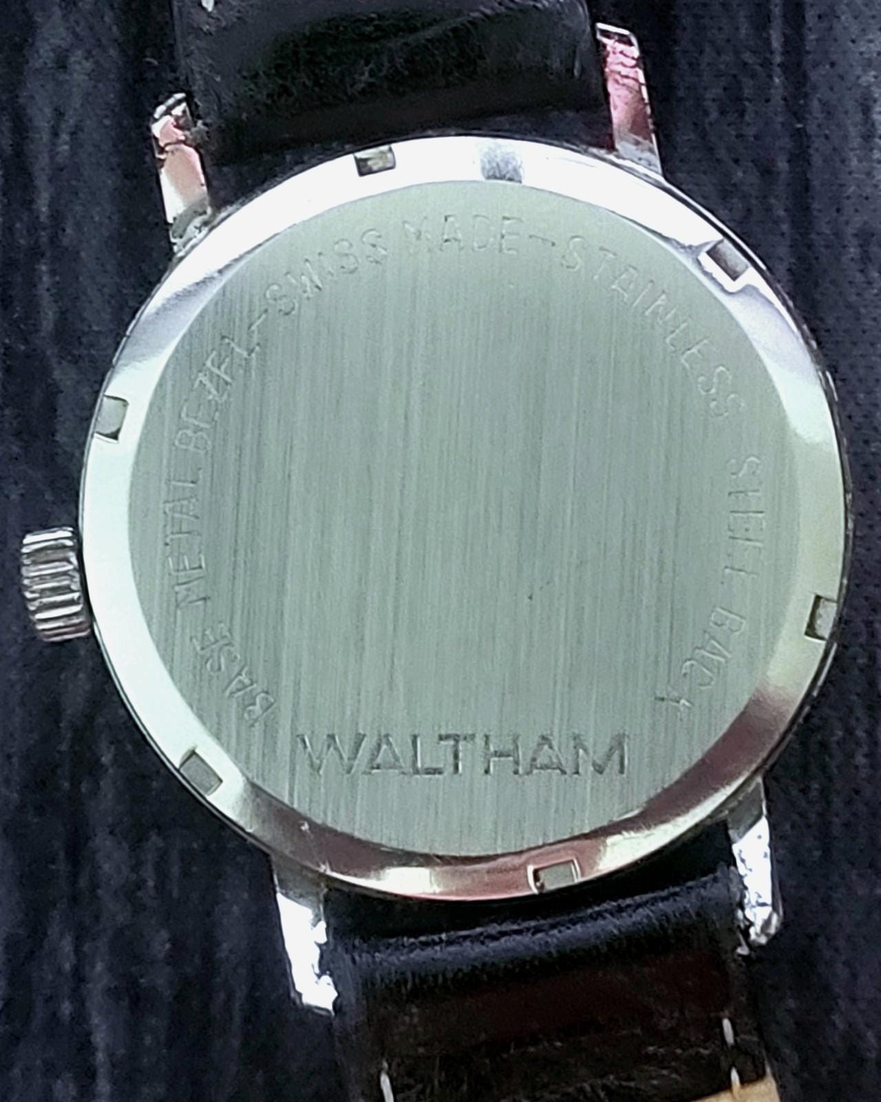 Rare Waltham Mechanical 140 Caliber Swiss 1950 display picture 2