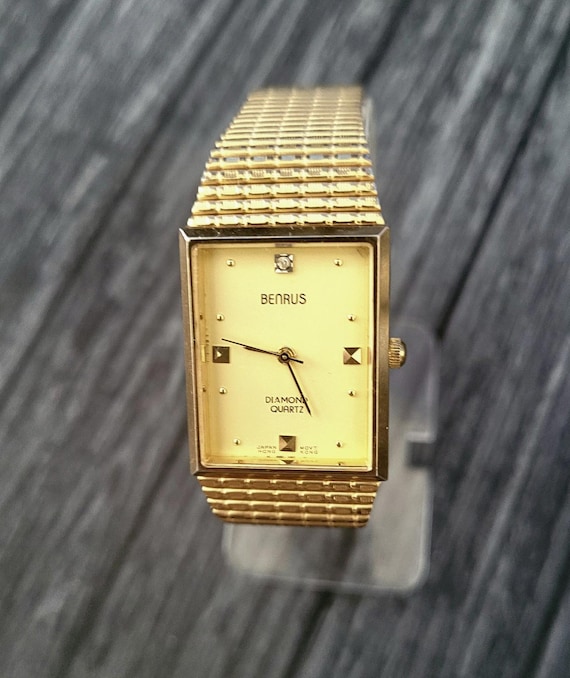 Rare Condition Benrus Diamond Retro Mens Watch New Battery  display picture 1